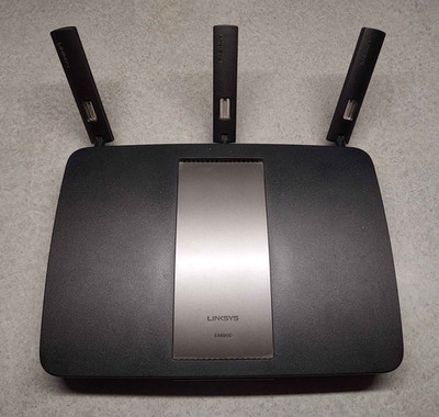 Linksys EA6900 AC1900 Wireless Dual-band Home Internet Router