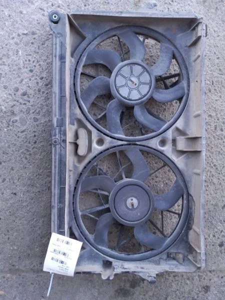 Conjunto de motor ventilador radiador doble ventilador 07-14 Chevrolet Suburban 1500 15780788 Foto 2 de 4