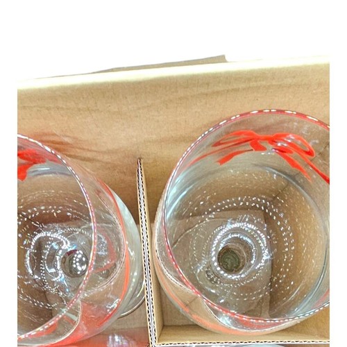Set di quattro bicchieri da vino Martha Stewart Winter Garden vintage vacanze di Natale - Foto 10 di 11