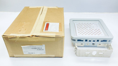 UNUSED DIALIGHT FLD476NC4NG LED FLOOD LIGHT CID2 15K 7X6 CW 100/277V 50/60HZ