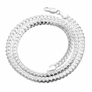 镀钛精美项链和吊坠男