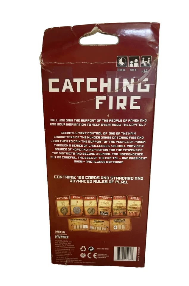 Juego de Cartas WizKids Juegos del Hambre - En Llamas, Barajando la Carta del Deck Foto 2 de 3