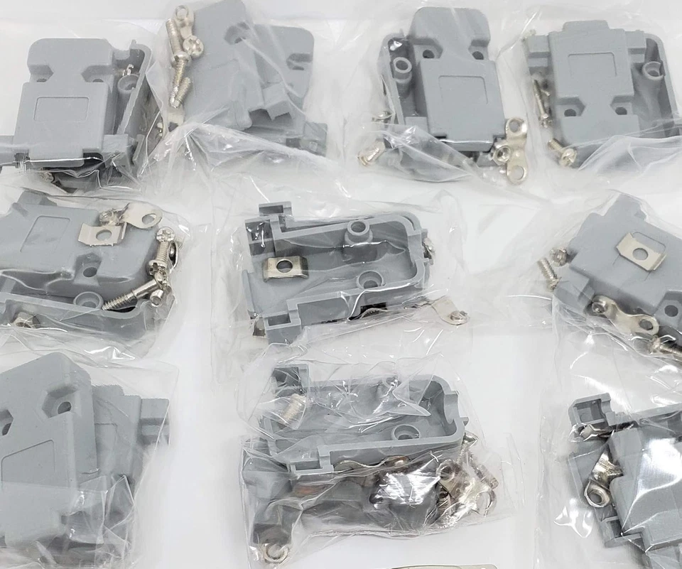 Acessórios para PC - Pacote com 10 conectores DB9 capô plástico cinza DB-9/HD15 parafuso curto - Imagem 4 de 4