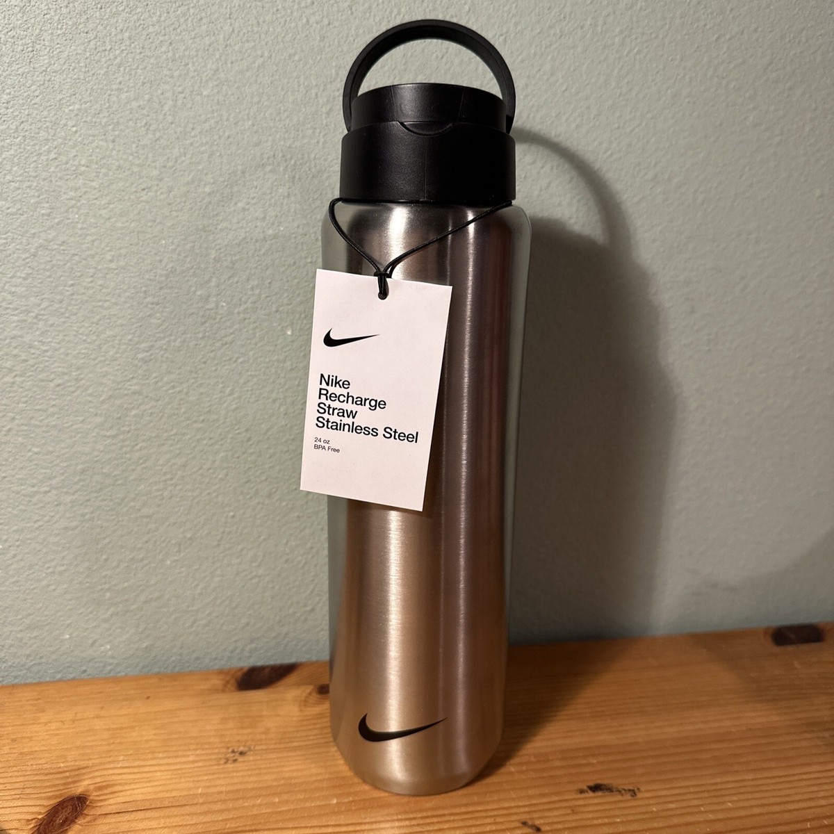 NEW! Nike Recharge Straw Stainless Steel Insulated Bottle (24 oz