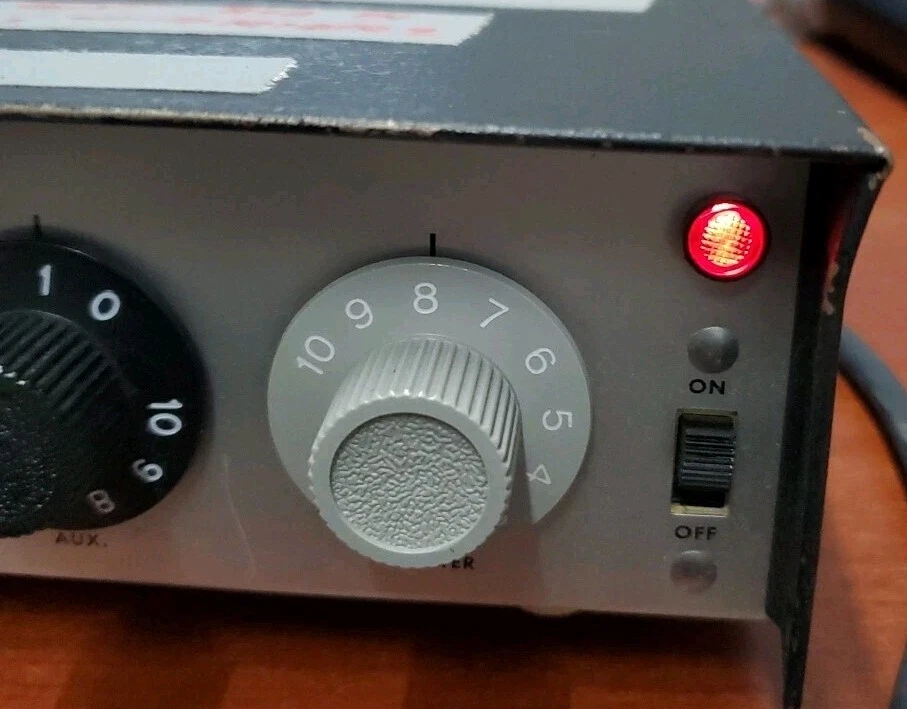 Shure Brothers Microphone Mixer M68FC Vintage 4-CH Mic Mixer - Image 2 of 4