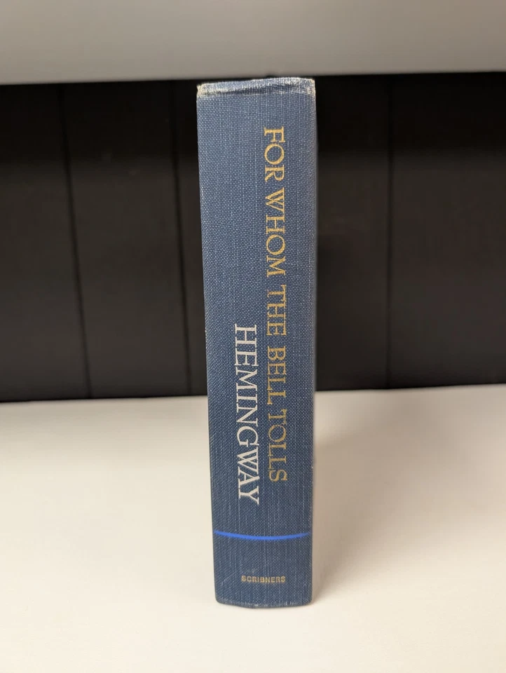 Vintage - For Whom the Bell Tolls (1940) by Ernest Hemingway Foto 2 de 4
