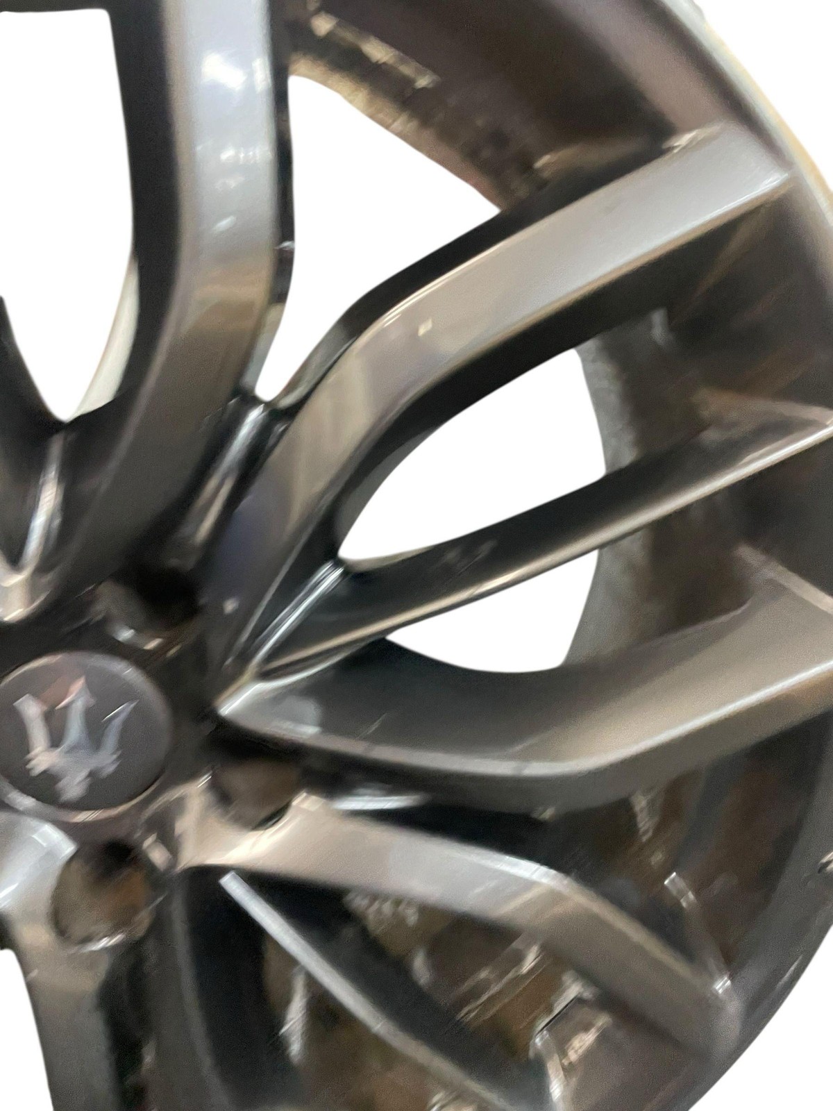 2017-2022 MASERATI LEVANTE 20X9 FRONT 5 LUG WHEEL W SPOKE RIM 670112462