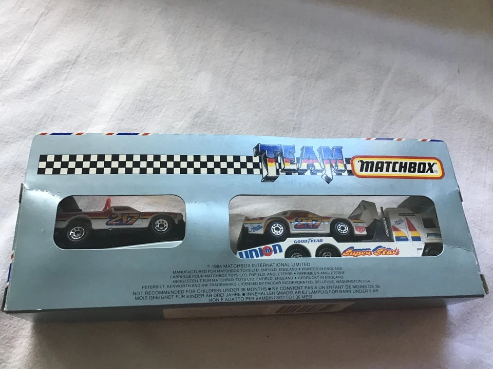 MATCHBOX TEAM CONVOY - KENWORTH 217 SUPERSTAR 3 PIECE SET 1984 - BOXED - Image 4 of 4