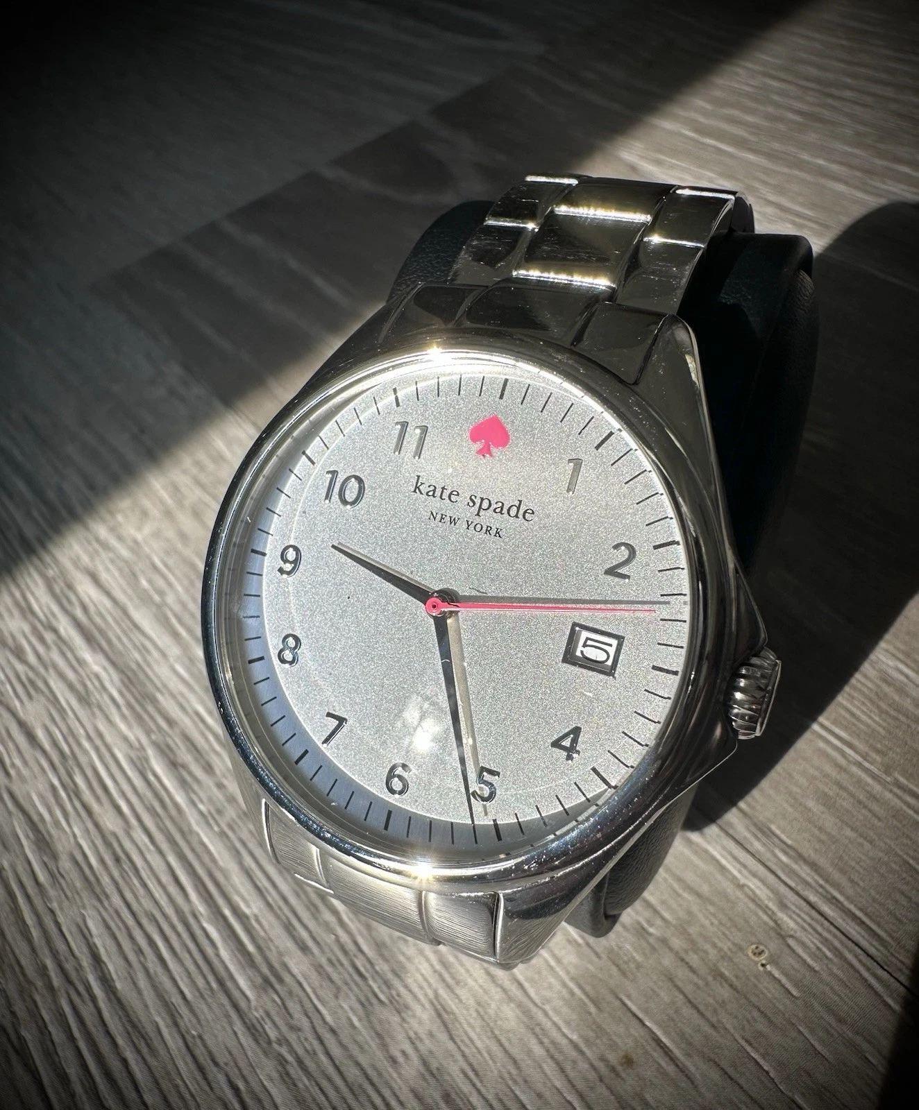 Orologio Kate Spade New York Live colorato vanga rosa e s mano