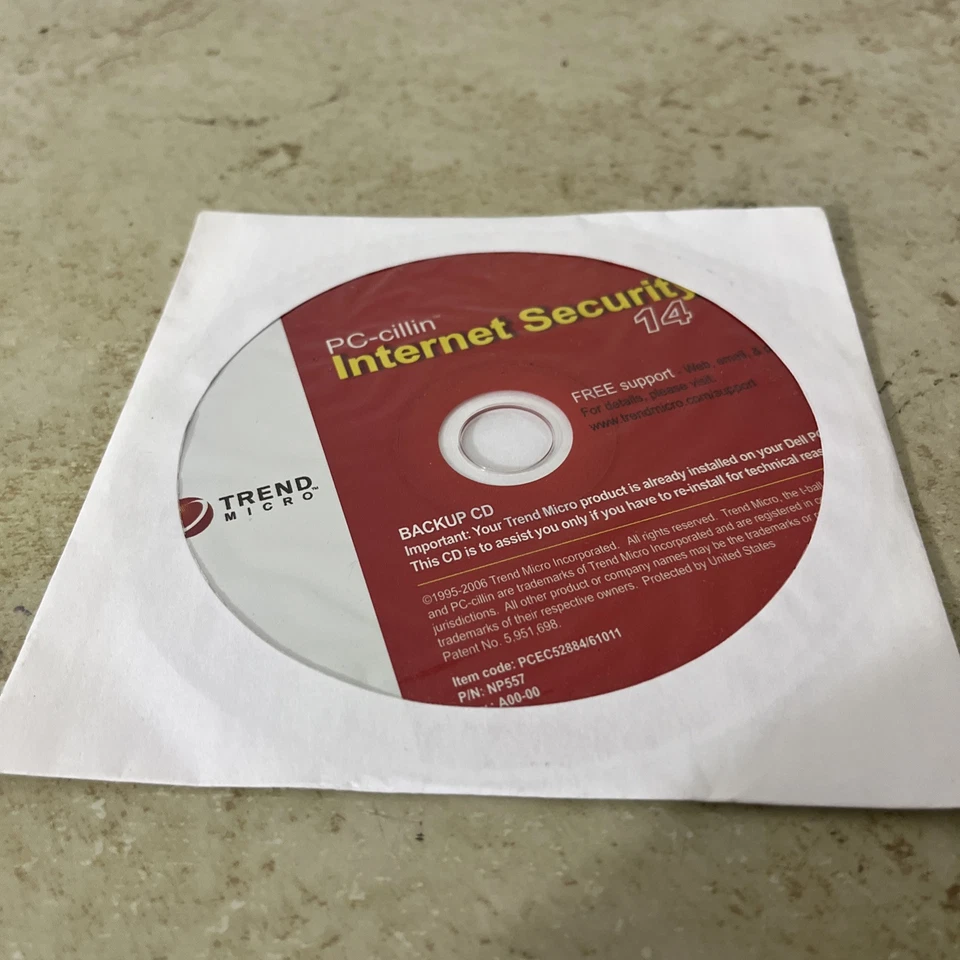 Trend Micro PC-cillin Internet Security 14 Backup CD Software Disc 0UP819 - Image 2 of 3