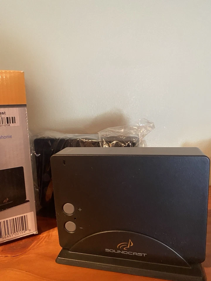 Kit de sonido envolvente inalámbrico Soundcast SurroundCast modelo SCS100 Foto 4 de 4