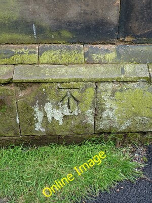 Foto 6x4 OS Benchmark - Castle Bromwich, Kirche St Mary & St Margaret c2014