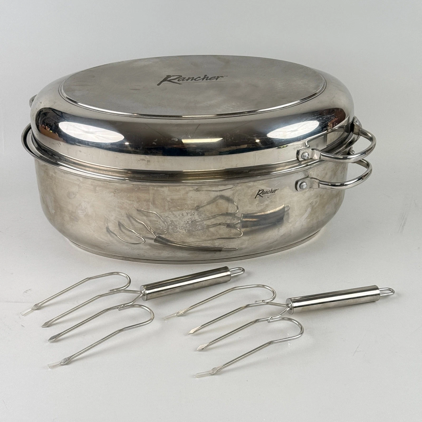 Rancher Roaster Pan with Lid and Forks Silver Stainless Steel 16in
Opens in a new window or tab