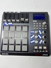 AKAI Professional MPD26 USB/MIDI Pad Control ...