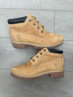 Women's Timberland Nellie Waterproof Chukka Boot Wheat size 8 GREAT CONDITION