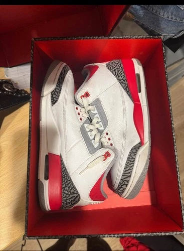 Nike Air Jordan 3 Retro Men's Size 11 Fire Red 2022 DN3707-160