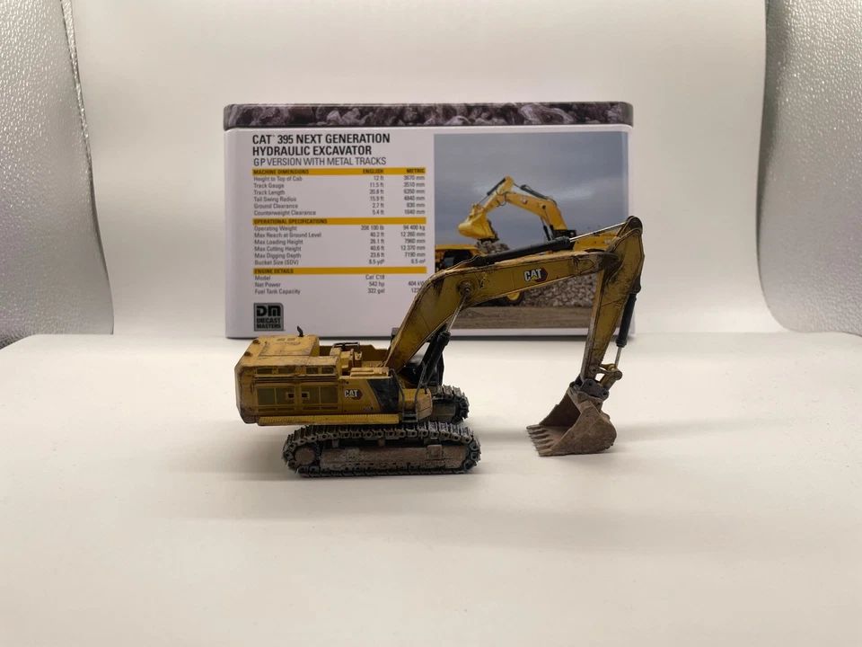 Cat 395 Next Generation Hydraulic Excavator Muddy Edition 1/87 Scale DM 85778 - Image 3 of 4
