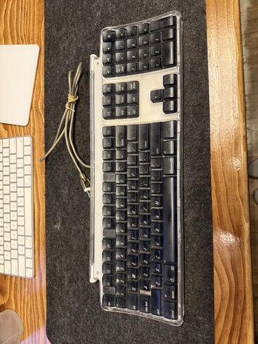 Vintage Apple M7803 Pro USB Wired Keyboard Clear Black