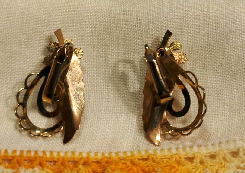 Dainty Gold Tone Flower with Pearl Center, Leaf with Rhinestone Clip on Earrings