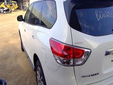 Driver Left Quarter Panel Fits 14 PATHFINDER ...