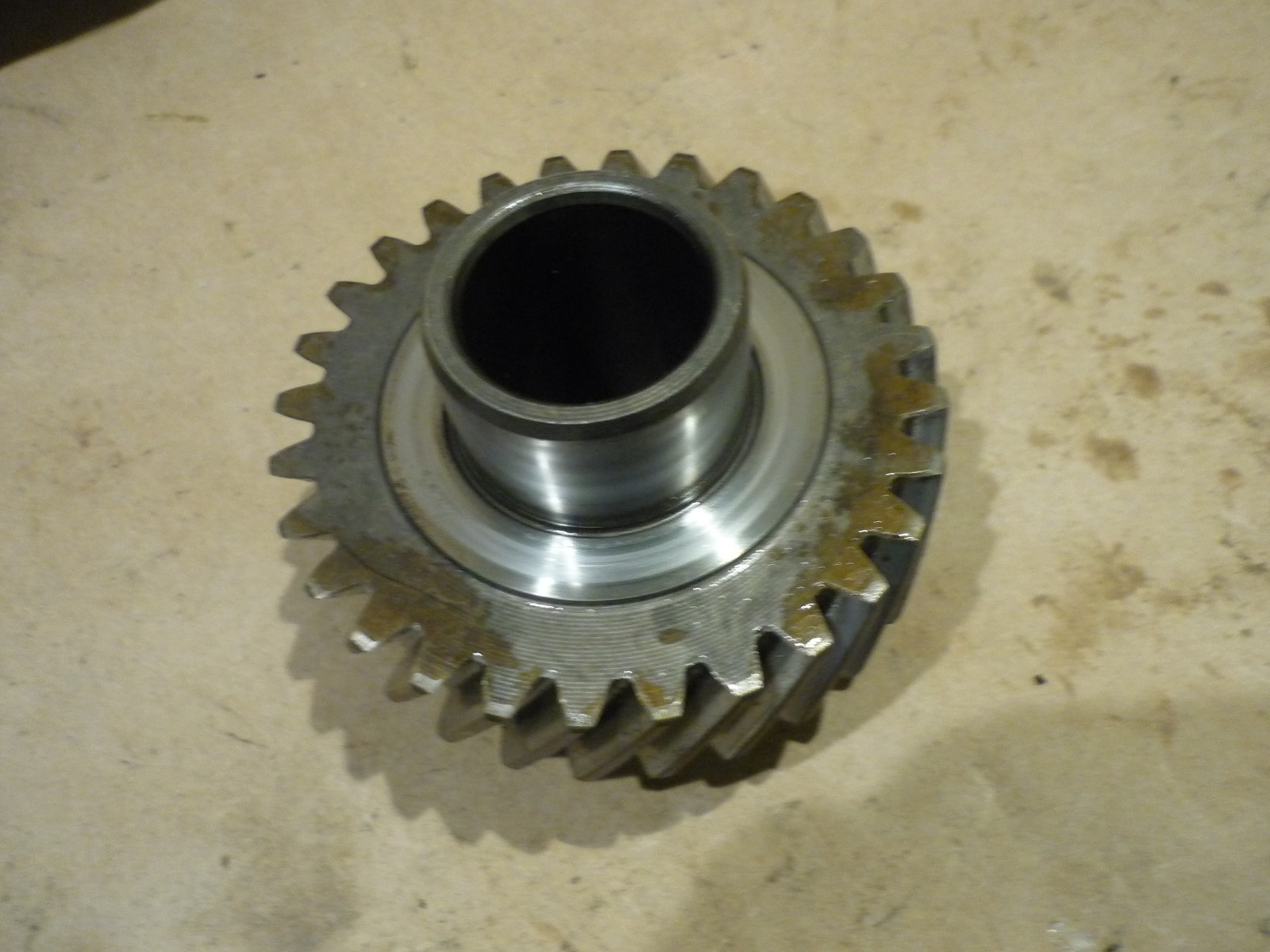 Ferrari 208,308,328, Mondial - Intermediate Gear Shaven  -P/N 105543