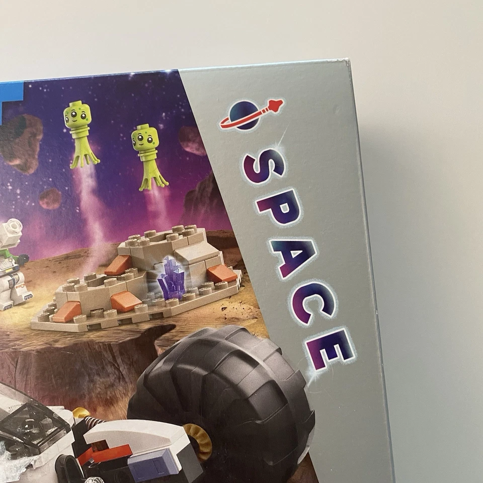 LEGO City: Space Explorer Rover And Alien Life (60431) Brand New Sealed - Image 4 of 4