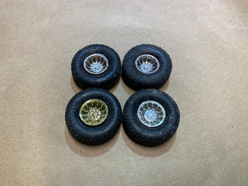 Formula Desert Dog Model Car Tires & Turbine Wheels 4x4 OFF ROAD Mud Buggy 8 LUG