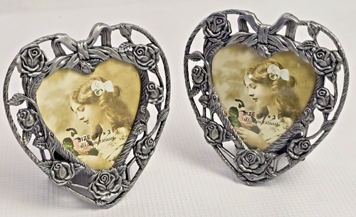 Cornice portafoto metallo argento cuore ornato design 2”x3” rose di San Valentino vintage - Foto 2 di 9
