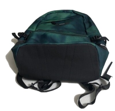 oakley green backpack