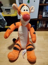 Disney Store Exclusive 20" Tigger Beanbag Plush  Previously OWNED 