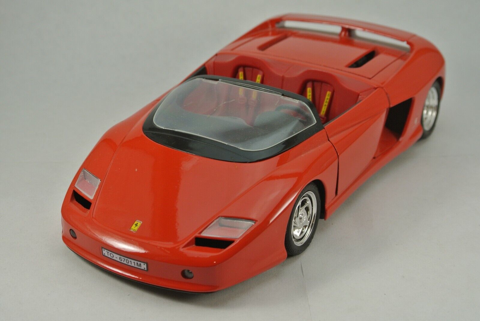 Guiloy Ferrari Mythos 1/18 Scale Die Cast Model