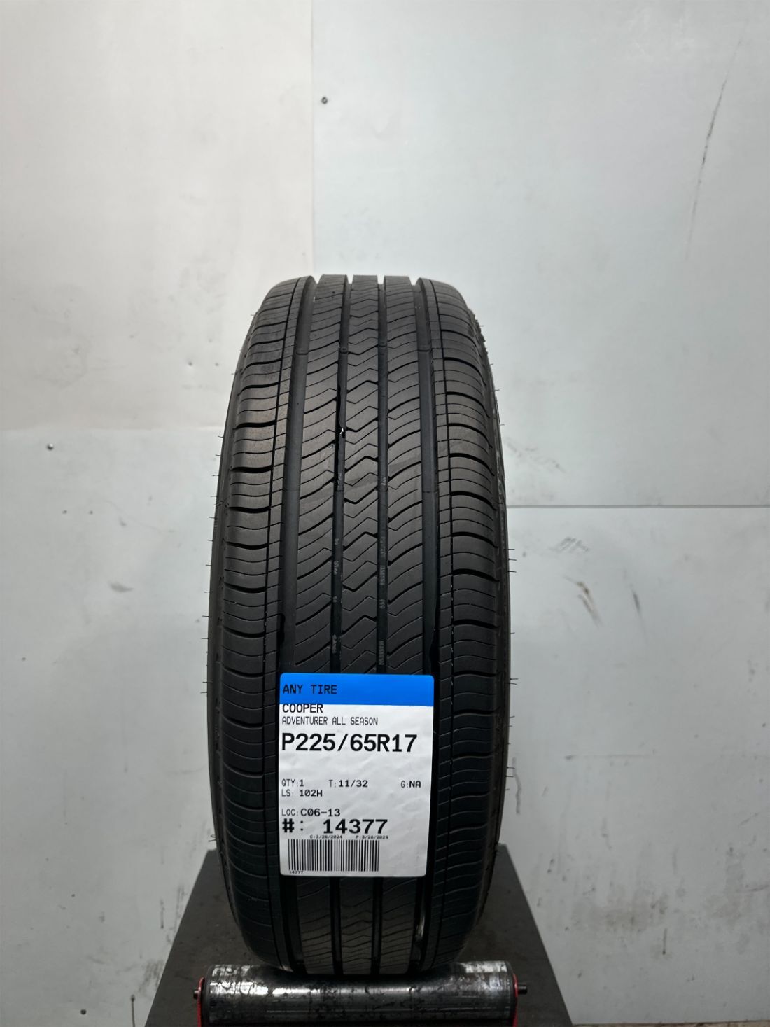 1 Cooper Adventurer All Season Used Tire P225/65R17 2256517 225/65/17
