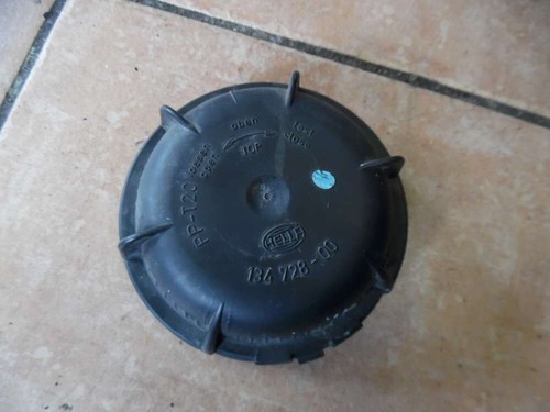 VW Passat Golf III Deckel Abdeckung Scheinwerfer Hella 134728-00