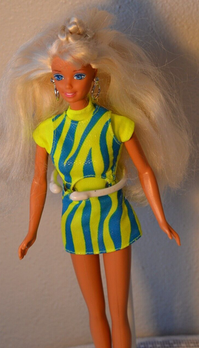 Muñeca Barbie Movin' Groovin' #17714 Mattel 1997 muñeca y traje - Imagen 2 de 17