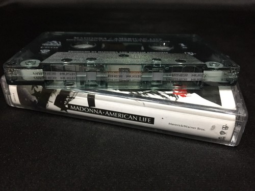 Madonna American Life Cassette Tape (Warner Music Thailand 2003) - Picture 2 of 3