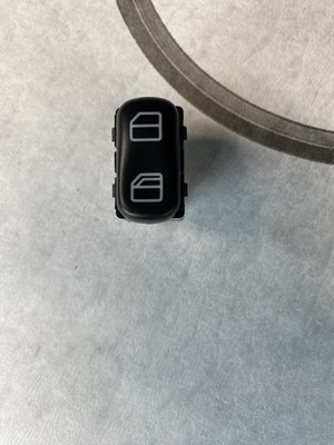 4145450607 Mercedes Benz W414 Vaneo NSF Door Window Switch