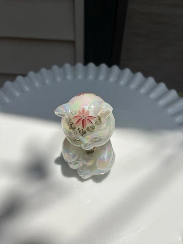 Vintage Fenton White chrome glassHand Painted Cat Figurine Floral Signed Sitting