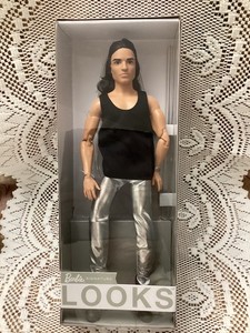 BARBIE VERA WANG Signature Looks corps articulé NRFB Pre Order
