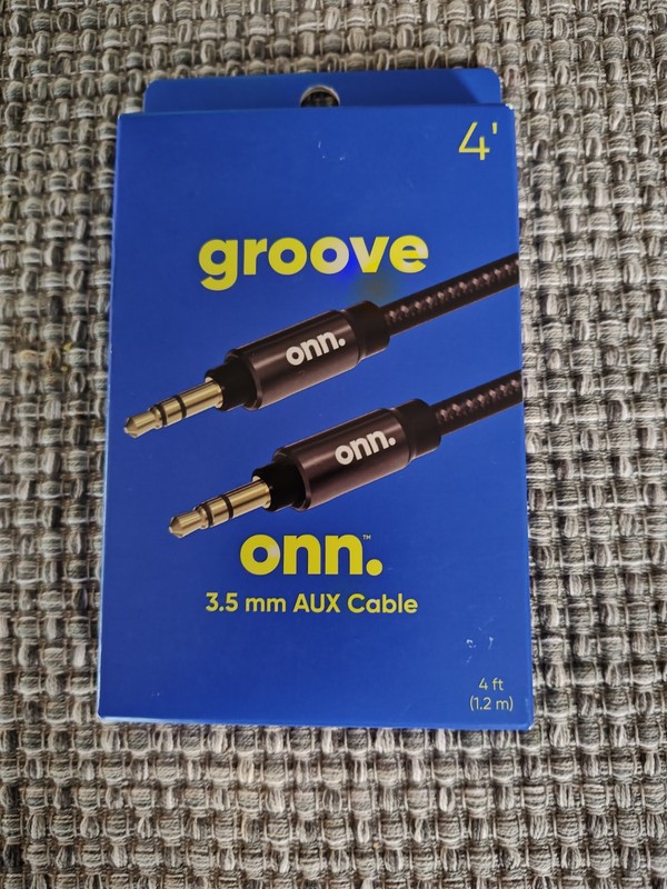 Onn Groove 3.5 mm AUX Cable 4ft...2 Boxes