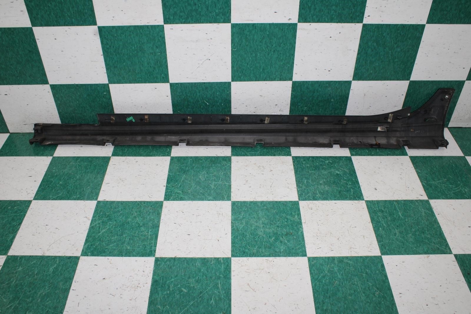 14-17 Ghibli Black Painted Passenger Right RH Rocker Molding Side Skirt OEM WTY