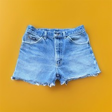 Vintage 1980s Lee Distressed Denim Cut-Off Shorts Raw Hem High Rise Waist 29