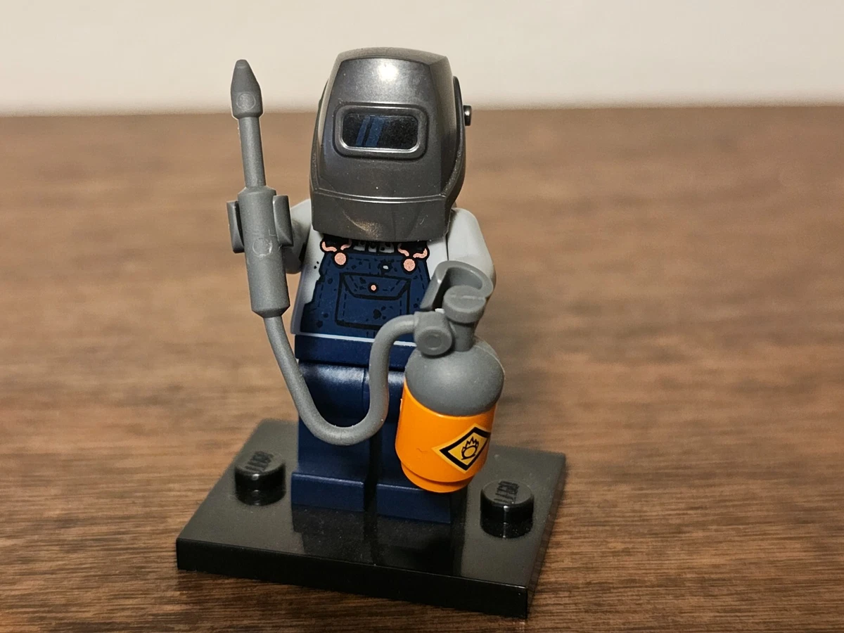 Lego welder minifigure sales