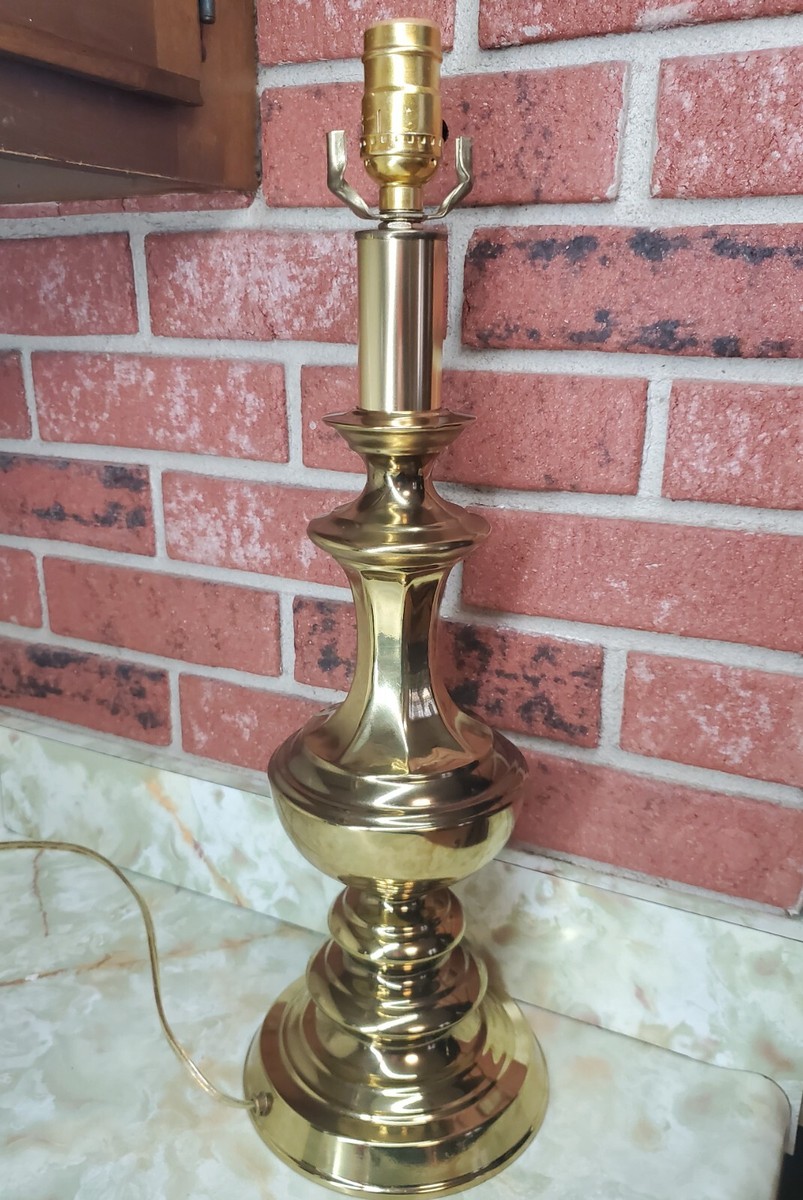 Lamp CD3枚セット Leviton Heavy Brass Table Lamp. Pre-owned. No Shade. PLS