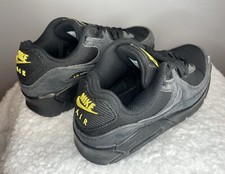 Nike - Air Max 90 -  UK Size 4