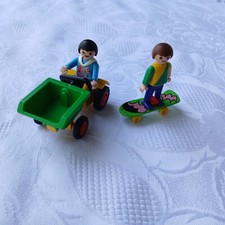 Playmobil - Kinder mit Mini Radlader und Skateboard