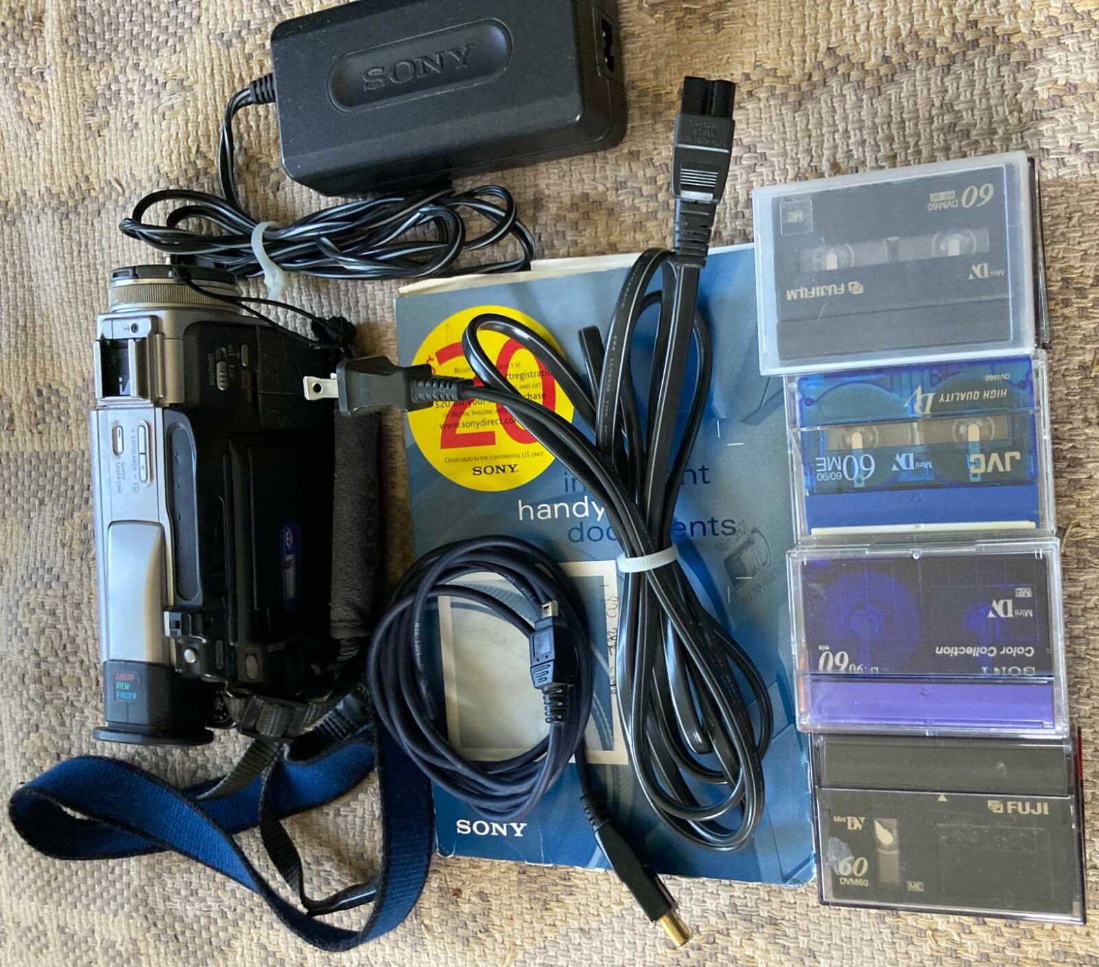 Sony Handycam MiniDV Video Camcorder DCRTRV11 AC adapter, works weak