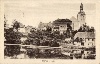Ak Auma in Thüringen, Gesamtansicht, Turm, Häuser - 11015075