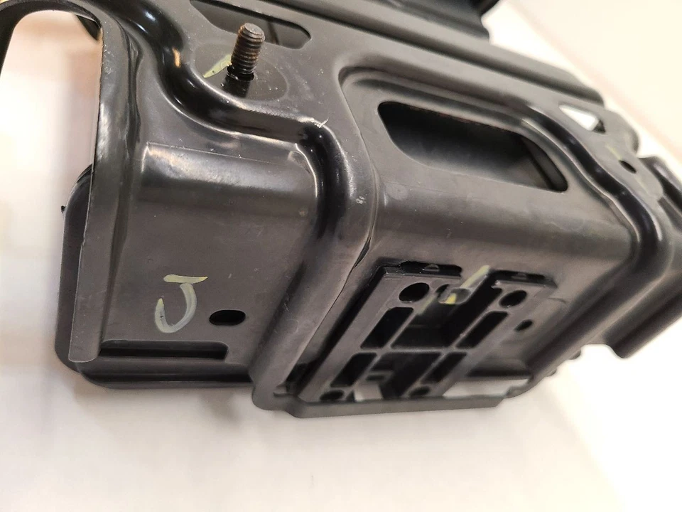 2017 TOYOTA RAV 4 Fuel Vapor Canister - Image 4 of 4