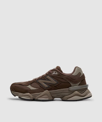 New Balance Herren 9060 Schuhe in Braun