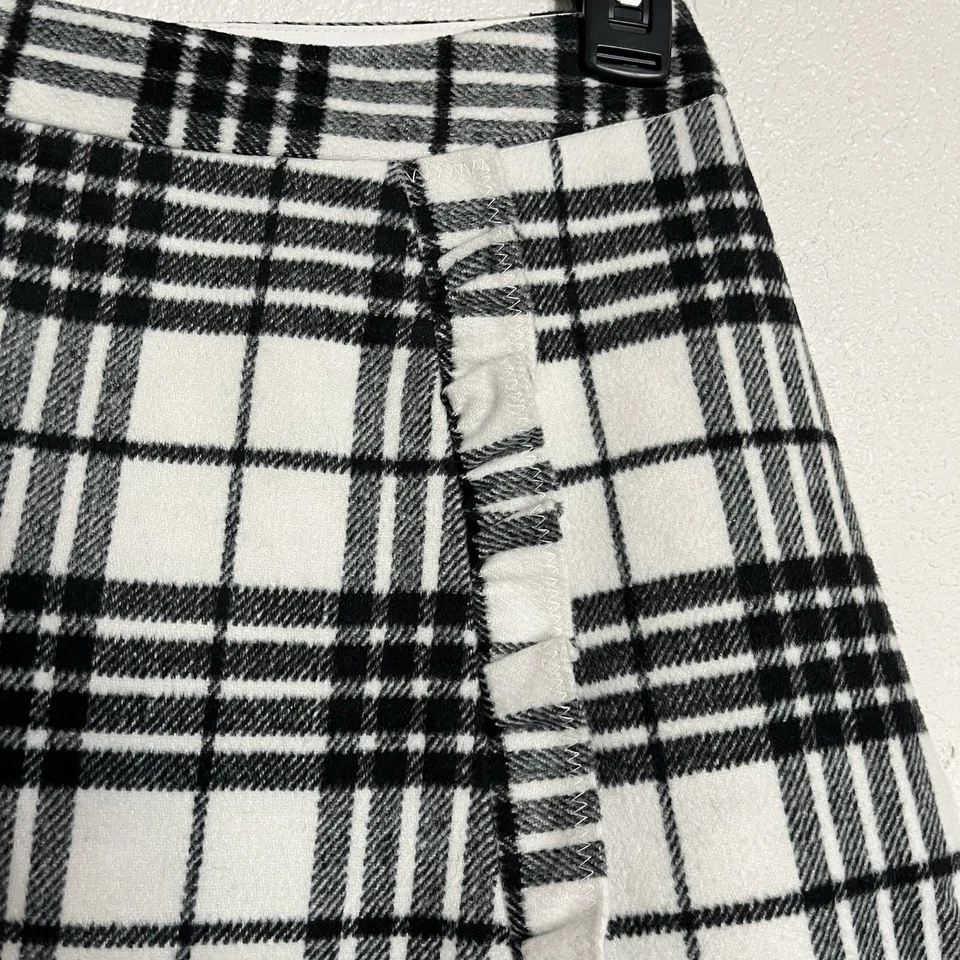 Minifalda LOFT negra blanca a cuadros línea A mezcla de lana detalle de volantes para mujer TALLA 6 Foto 2 de 4
